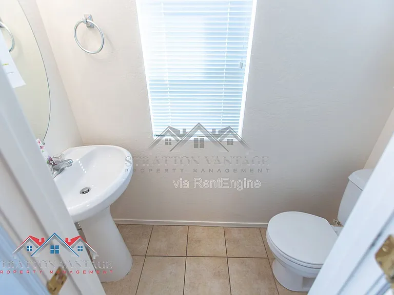 203 S 16th St — Photo 7