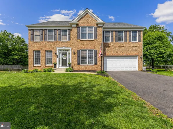 9415 Rim Rock Ct, Manassas, VA 20112