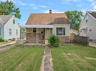 2040 N 22nd St, Springfield, IL 62702