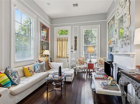 2nd image of 1306 7th St #1306