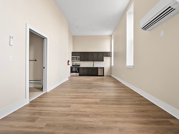 2nd image of 22 N King St #3C