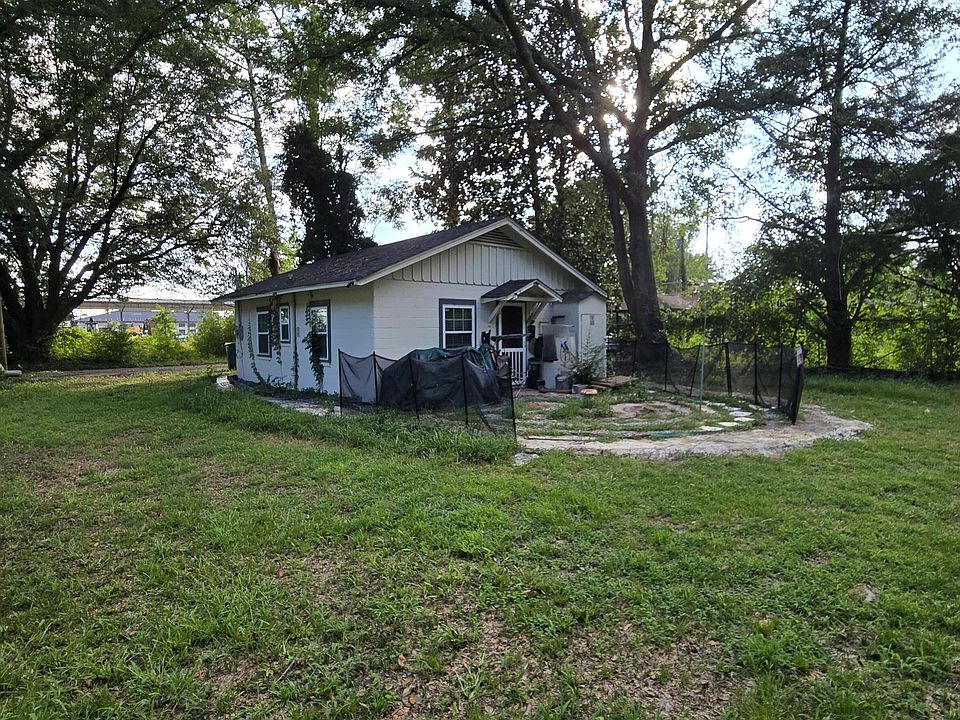 1st image of 117 Roache Ct