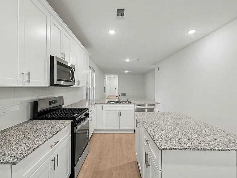 10723 Sora Dr — Photo 15