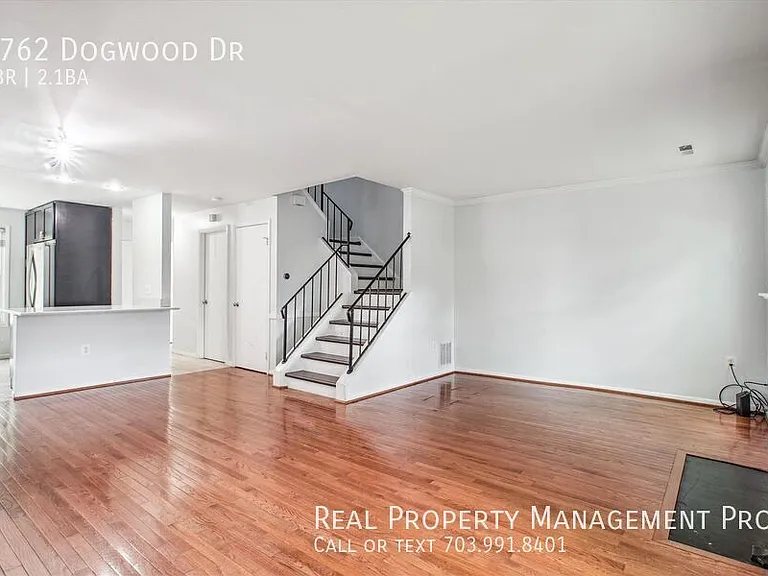 1762 Dogwood Dr — Photo 5