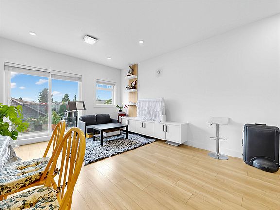 4th image of 6288 Beresford St #15