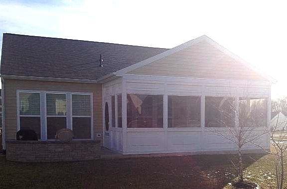 4th image of 7 Ludington Ln