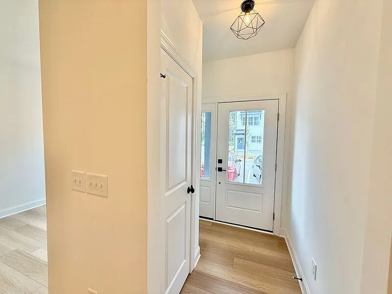 4811 Gossamer Ln #103 — Photo 3