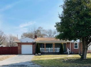 5 Marilyn Ave, Swansea, IL 62226