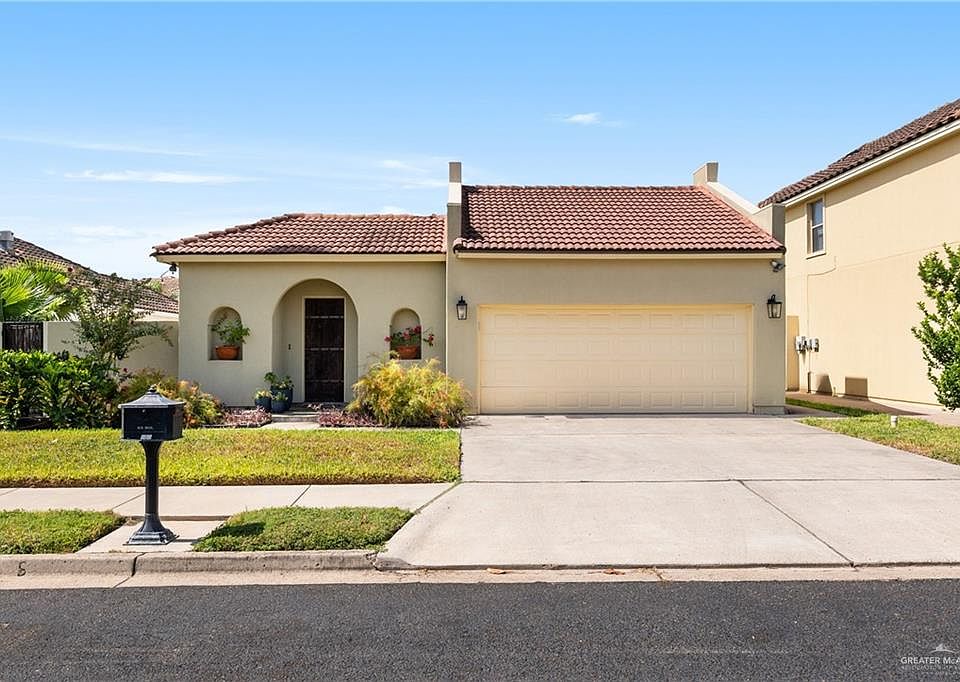 1st image of 409 Zenaida Ave