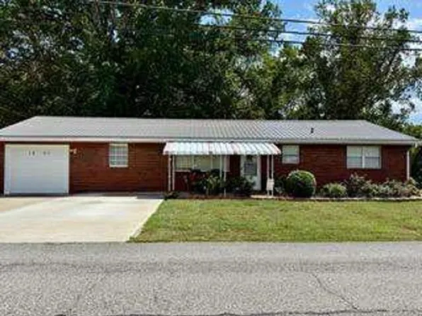 1907 Diedrich Dr, Flatwoods, KY 41139