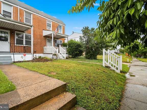 4th image of 3644 Benson Ave