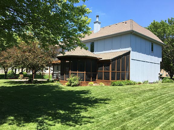 Screened-in Deck and Gazebo