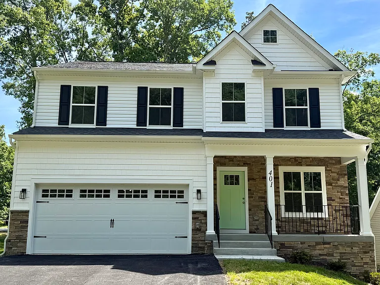 401 Birdie Rd — Photo 1