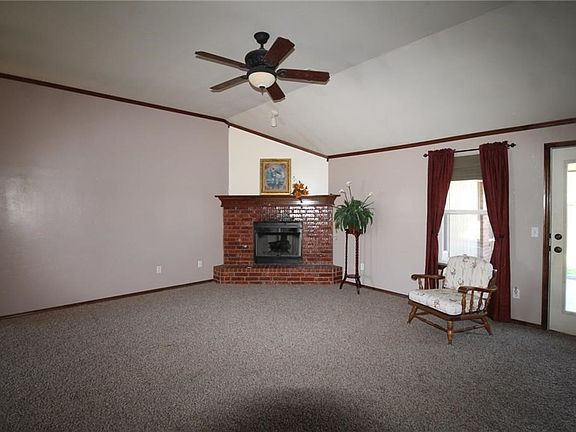 4th image of 1713 Jordan Dr