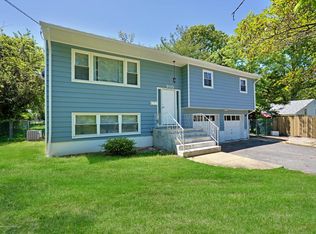 200 Oakhurst Rd, Oakhurst, NJ 07755