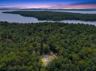 451 Cape Rd, Raymond, ME 04071
