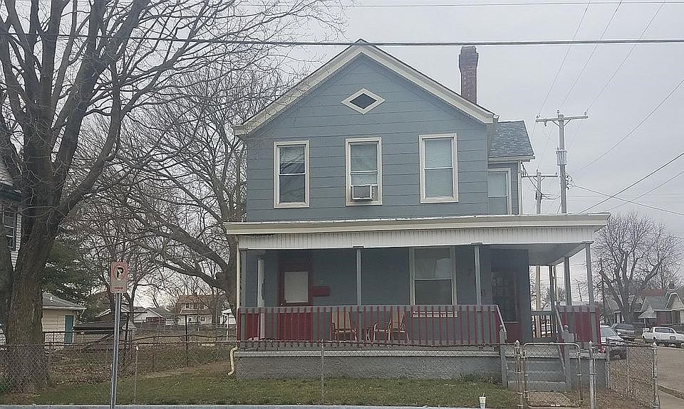 1st image of 796 Belle Ave