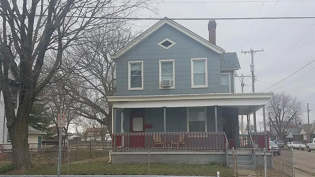 796 Belle Ave photo 1