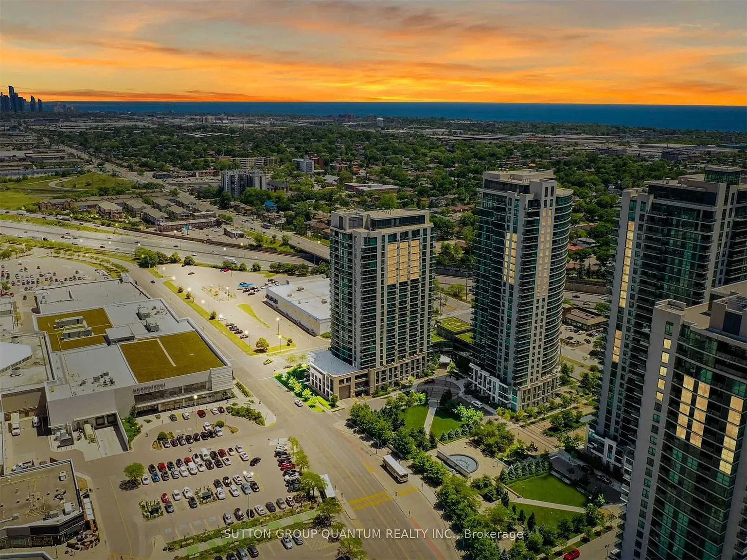 2 bed, $2,600 — Photo 1