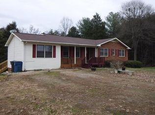 2940 Community Rd, Claremont, NC 28610