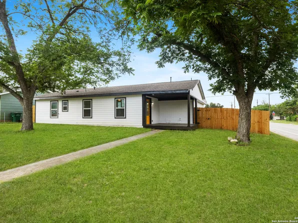 502 E Palfrey, San Antonio, TX 78223