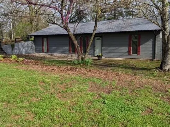 1605 Chappell Drive, Cassville, MO 65625