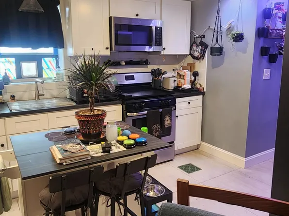 1619 W Highland Ave #4, Chicago, IL 60660