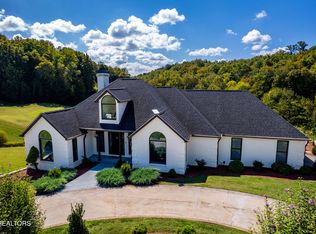 225 Bobwhite Trl, Sevierville, TN 37876