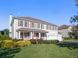 1124 Pattee Ave, Elburn, IL 60119