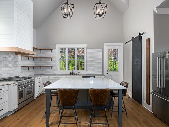 5th image of 343 Deer Mountain Rd