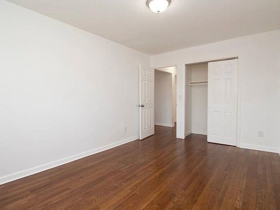 5th image of 3522 De Reimer Ave APT 2