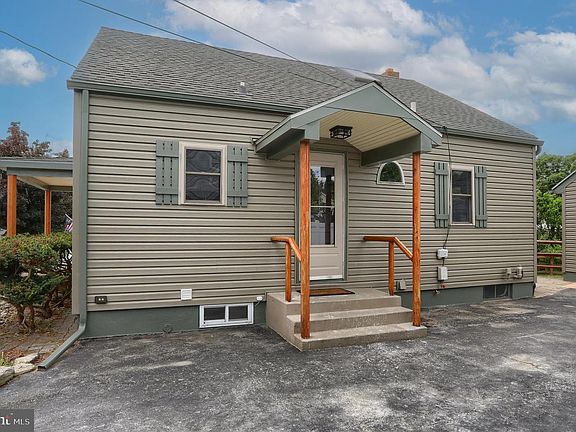 3rd image of 455 Beechwood Ave