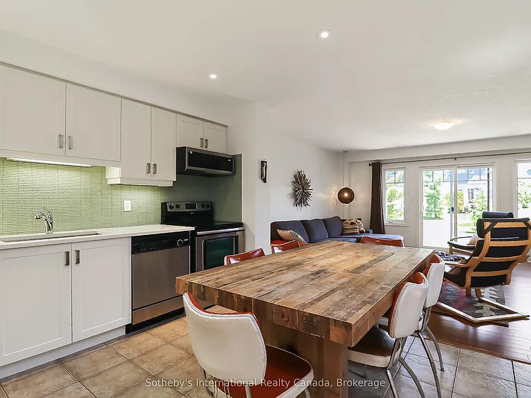 49 Silver Glen Blvd — Photo 5