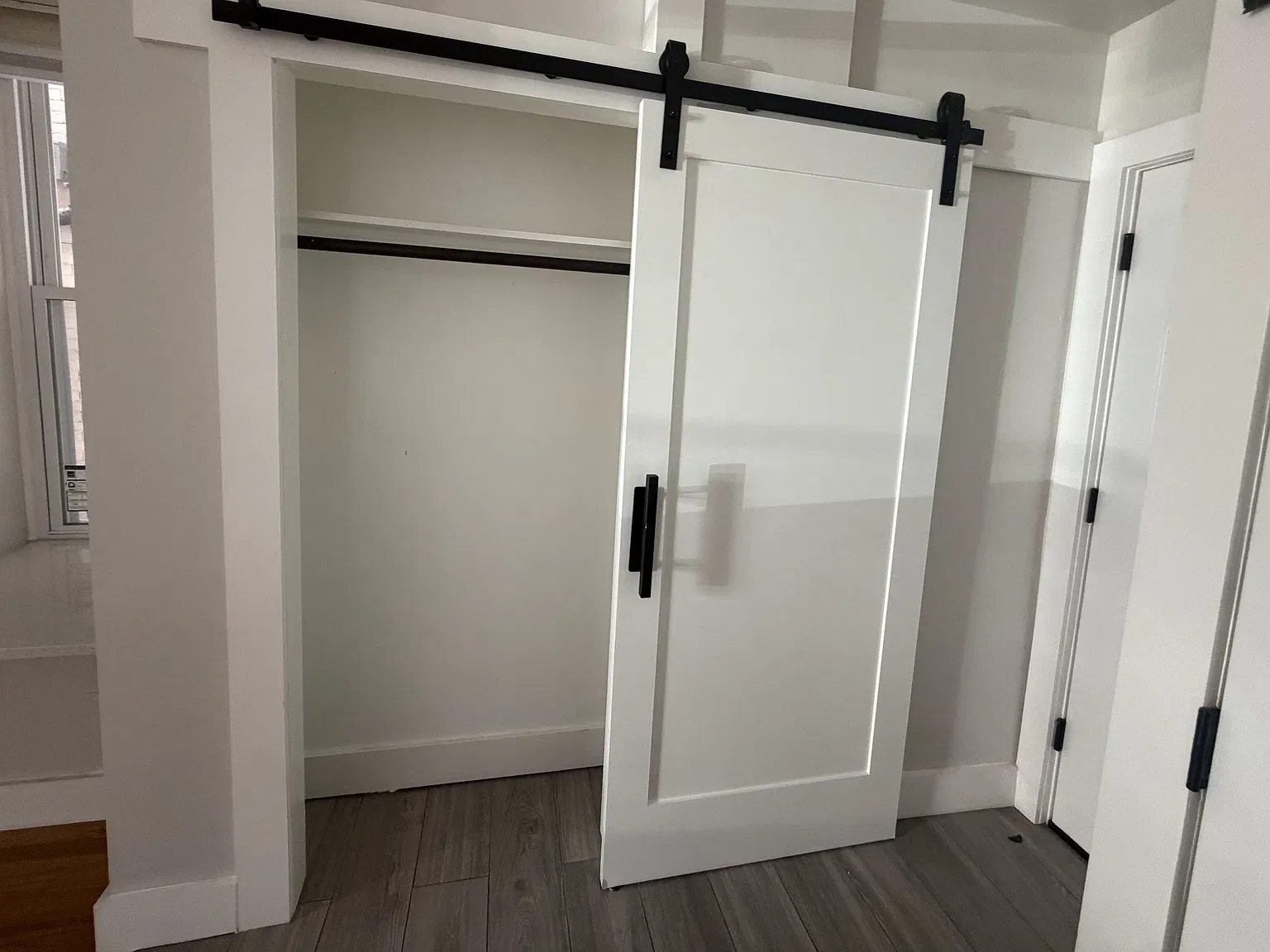 2 bed, $2,300 — Photo 4