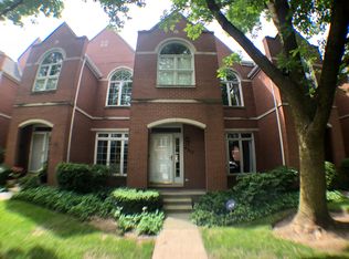 4217 W Harrington Ln, Chicago, IL 60646