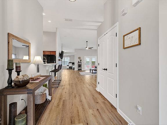 4th image of 13634 Arielle Dr