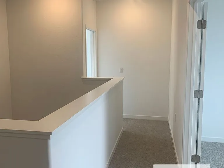 2272 N Duke Ave — Photo 20