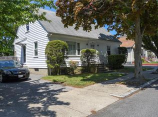 140 Erastus St, Providence, RI 02908