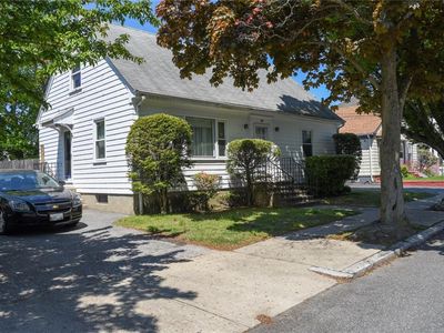 140 Erastus St, Providence, RI, 02908