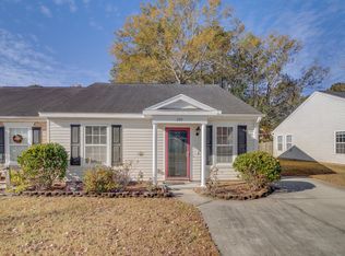 290 Reagan Dr, Summerville, SC 29486
