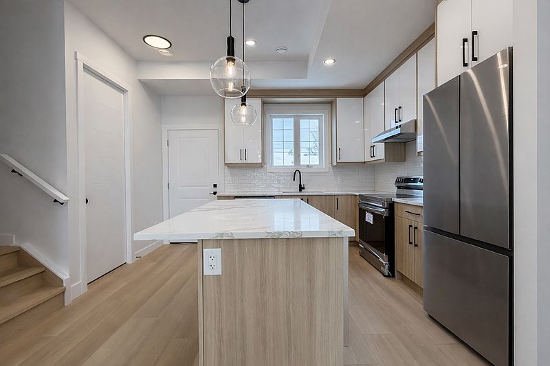 Calgary Townhouse for rent - 3 Bedrooms — photo 5