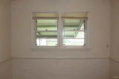 4520 Oakdale Dr — Photo 10