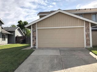 9409 Aizenberg Cir, Elk Grove, CA 95624