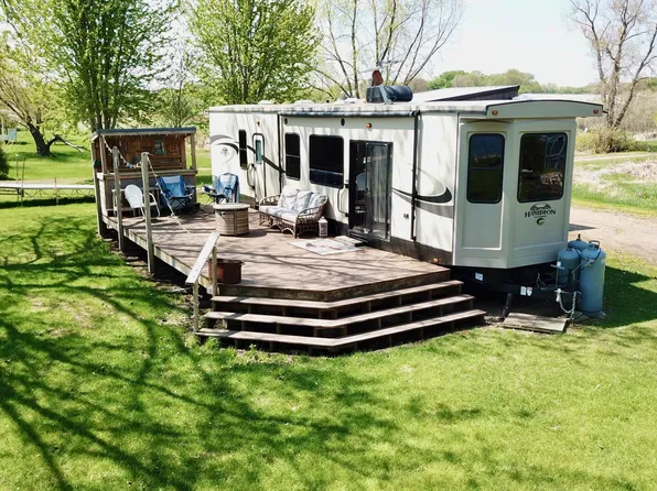1391 Trisco Cove Dr SE, Osakis, MN 56360