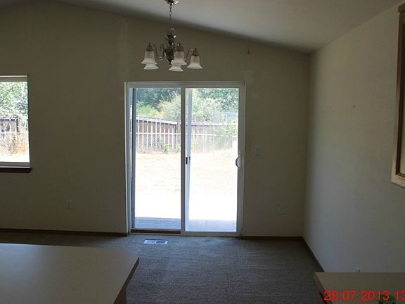 4th image of 25511 36th Ave E