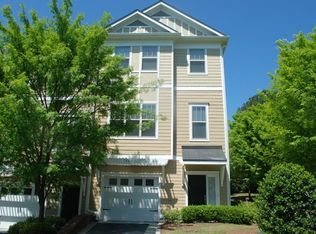 1865 Sterling Oaks Cir, Atlanta, GA 30319