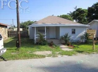 36 Cypress St, North Fort Myers, FL 33903