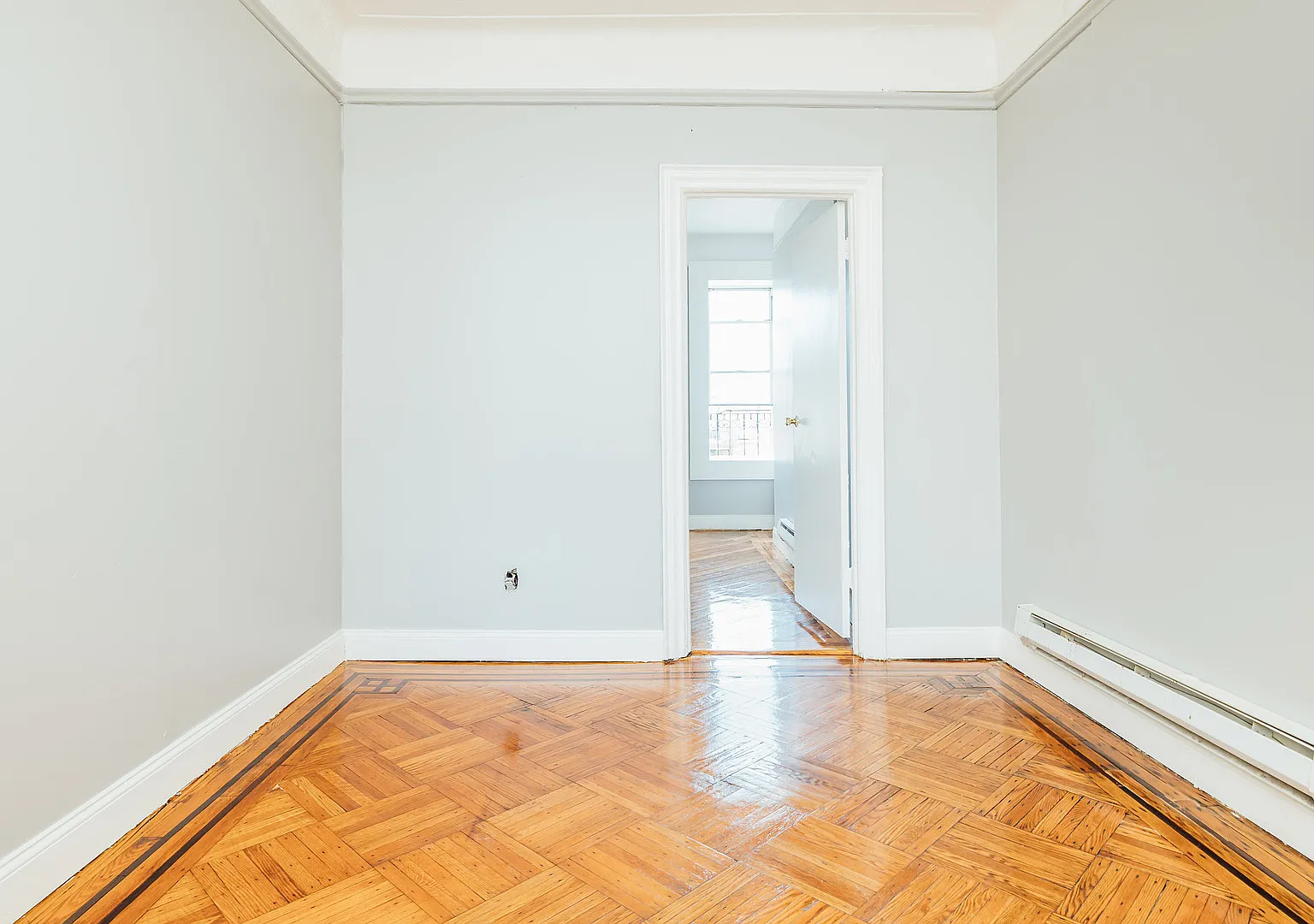 1625 Park Place — Photo 3