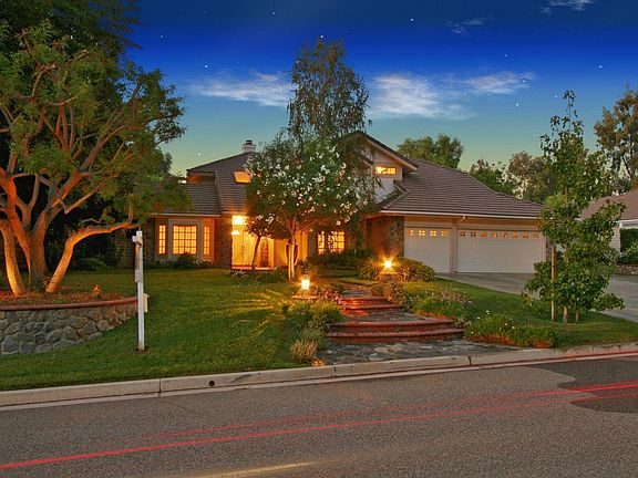 Located in an exclusive area on apprx 30,000.sqft lt w/Pool/Spa/Gazebo/R V