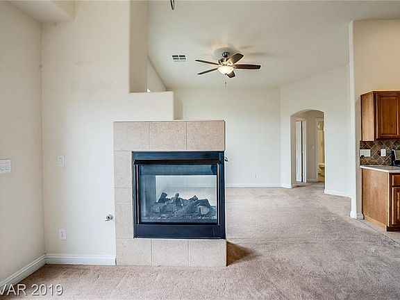 3rd image of 1081 Pleasure Ln Unit 1